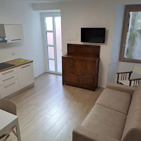 Casa N 61 * Dervio
