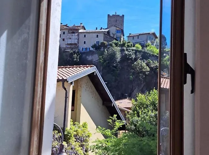 Casa N 61 Dervio